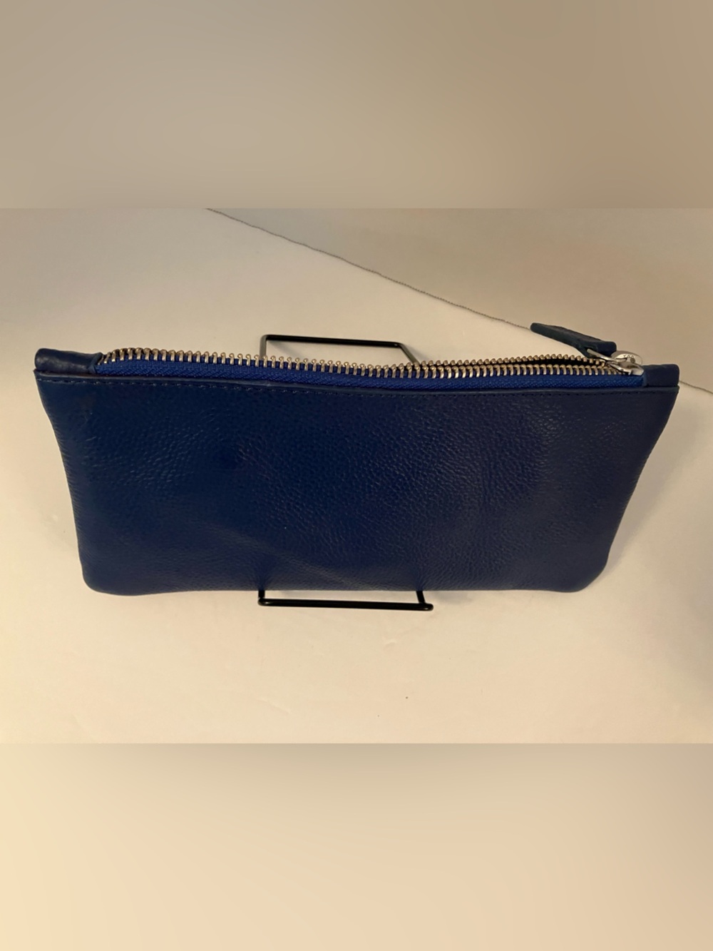 Classic Navy Leather Travel Pouch
